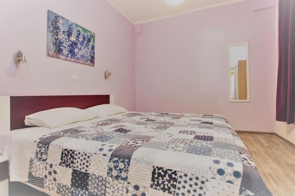Apartman Den,Rovinj Oaza U Centru Grada I Besplatnim Parkingom Apartamento Exterior foto